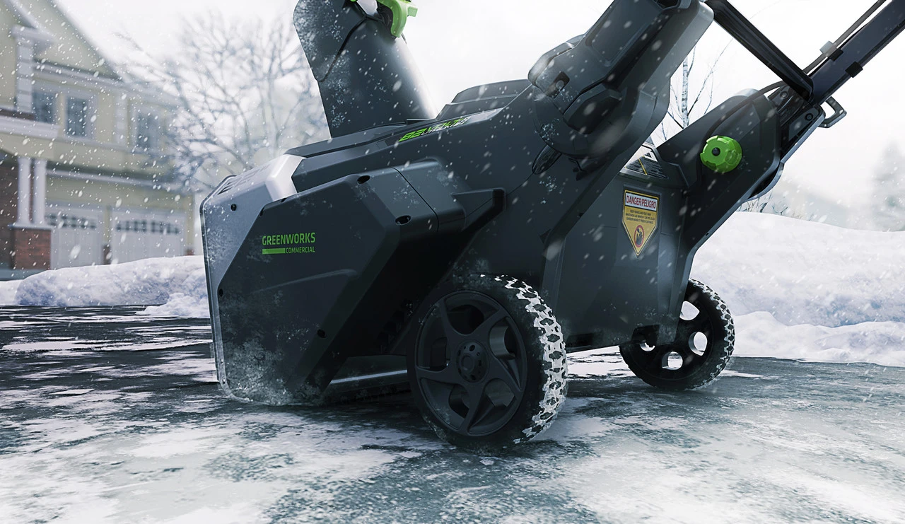 Greenworks Commercial GREEN-82SN22-KIT 82V 22In Snow Thrower Dual Port 4.0Ah Kit 14 Greenworks Commercial GREEN-82SN22-KIT 82V 22In Snow Thrower Dual Port 4.0Ah Kit - Image 12