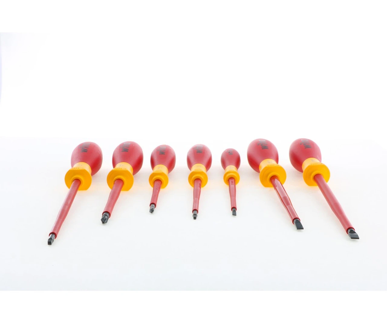 Wiha Tools WIHA-32097 Insulated Screwdriver Set 7 Piece With Robertson Tips 3 Wiha Tools WIHA-32097 Insulated Screwdriver Set 7 Piece With Robertson Tips - Image 2