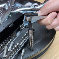 Wiha Tools WIHA-74996 35 Piece Bit Set With Ratchet And Metal Case -Makita Shop Sales 32461 5 89618.1693425513