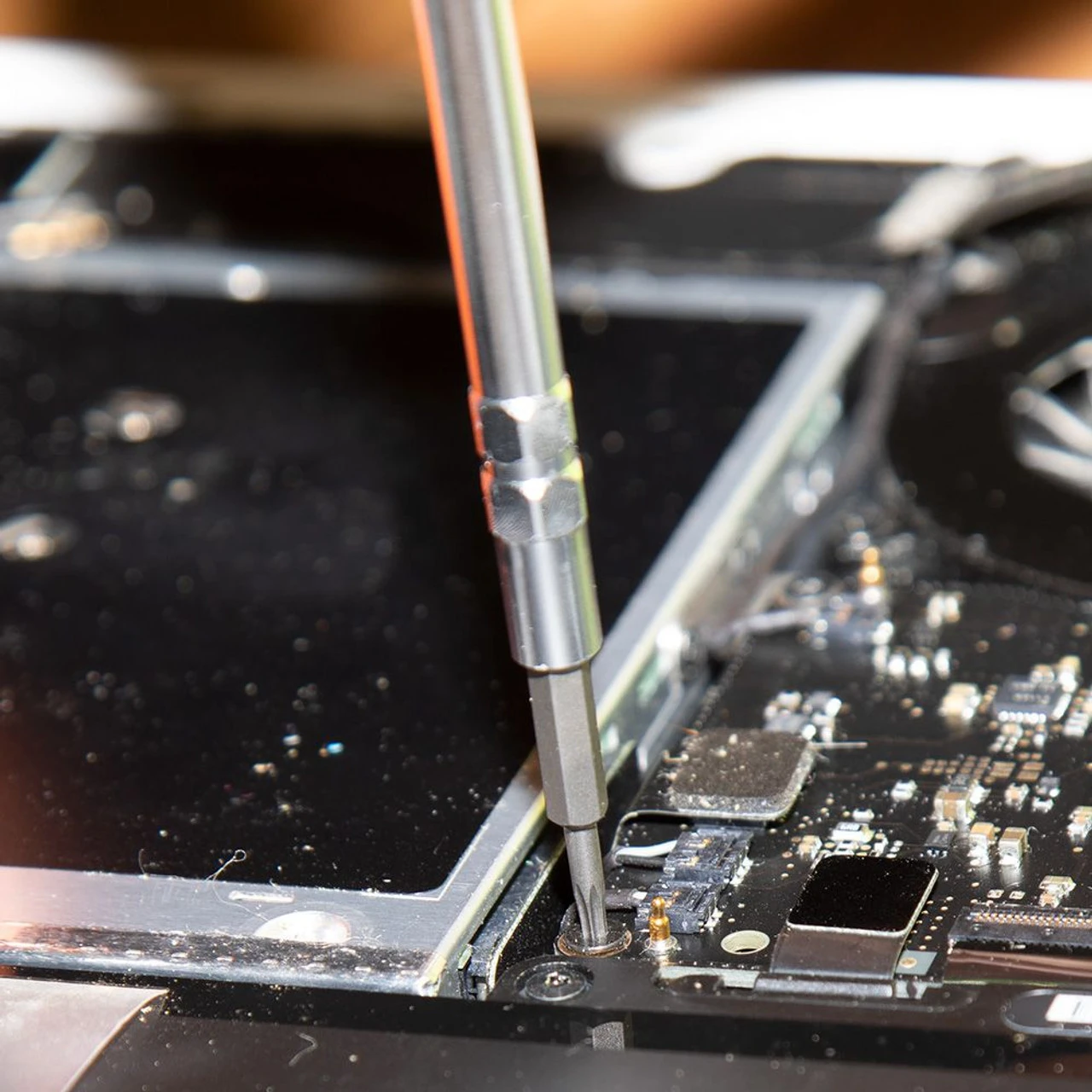 Klein KLE-32717 All-In-1 Precision Screwdriver Set With Case 12 Klein KLE-32717 All-In-1 Precision Screwdriver Set With Case - Image 10