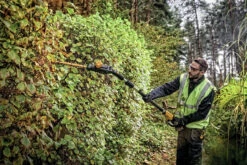 DEWALT DEW-DCPH820M1 20V MAX 22" Pole Hedge Trimmer 4.0Ah Kit 15 DEWALT DEW-DCPH820M1 20V MAX 22" Pole Hedge Trimmer 4.0Ah Kit -Makita Shop Sales 81 I8IbyzDL. AC SL1500 91985.1610050241