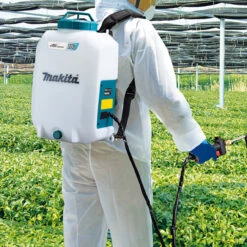 Makita MAK-DUS158RF 18V LXT 15L Backpack Sprayer 3.0Ah Kit 7 Makita MAK-DUS158RF 18V LXT 15L Backpack Sprayer 3.0Ah Kit -Makita Shop Sales DUS158RF act 2 62004.1697652928