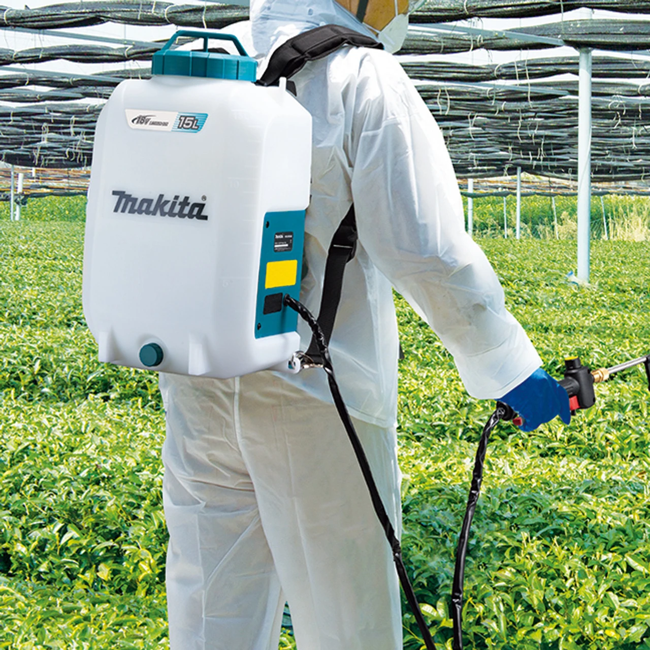 Makita MAK-DUS158RF 18V LXT 15L Backpack Sprayer 3.0Ah Kit 4 Makita MAK-DUS158RF 18V LXT 15L Backpack Sprayer 3.0Ah Kit - Image 3