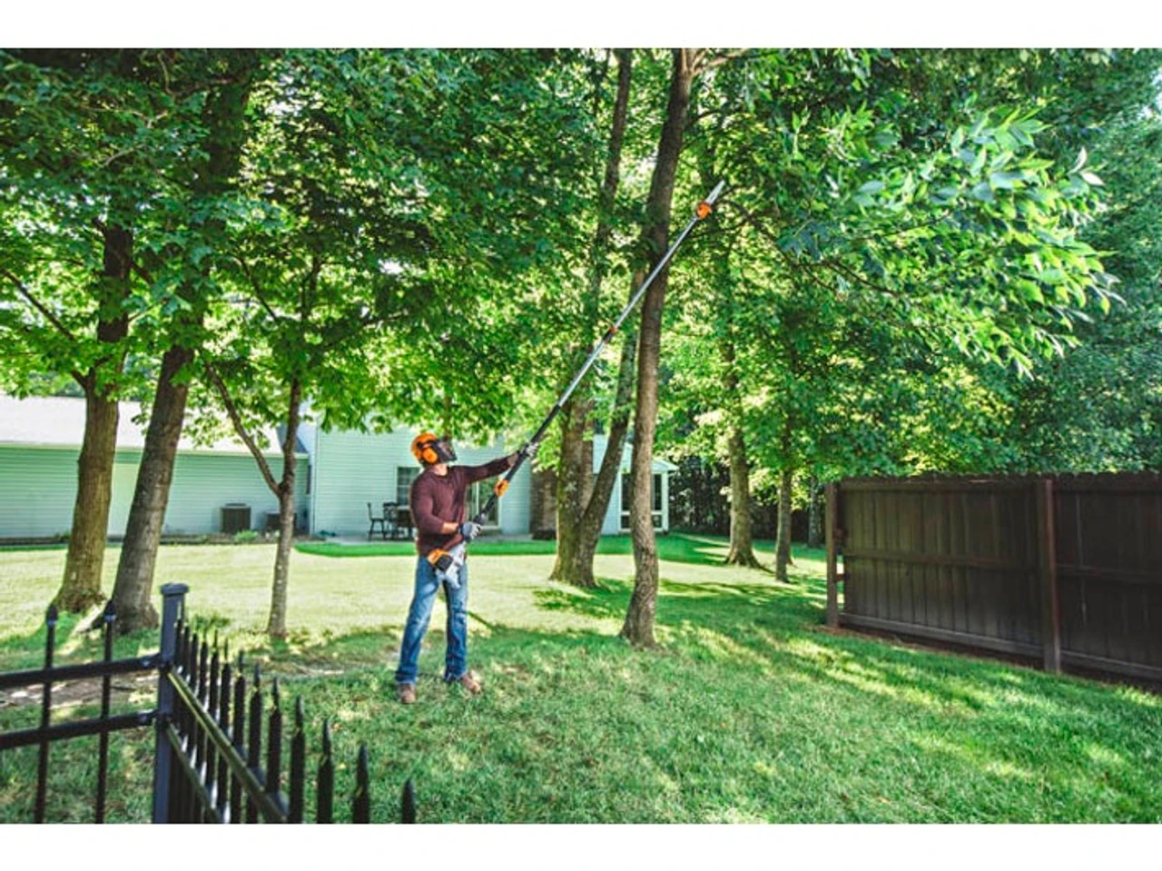 STIHL STIHL-HT105 31.4cc 12" Telescopic Pole Pruner 1/4" PM3 4 STIHL STIHL-HT105 31.4cc 12" Telescopic Pole Pruner 1/4" PM3 - Image 2