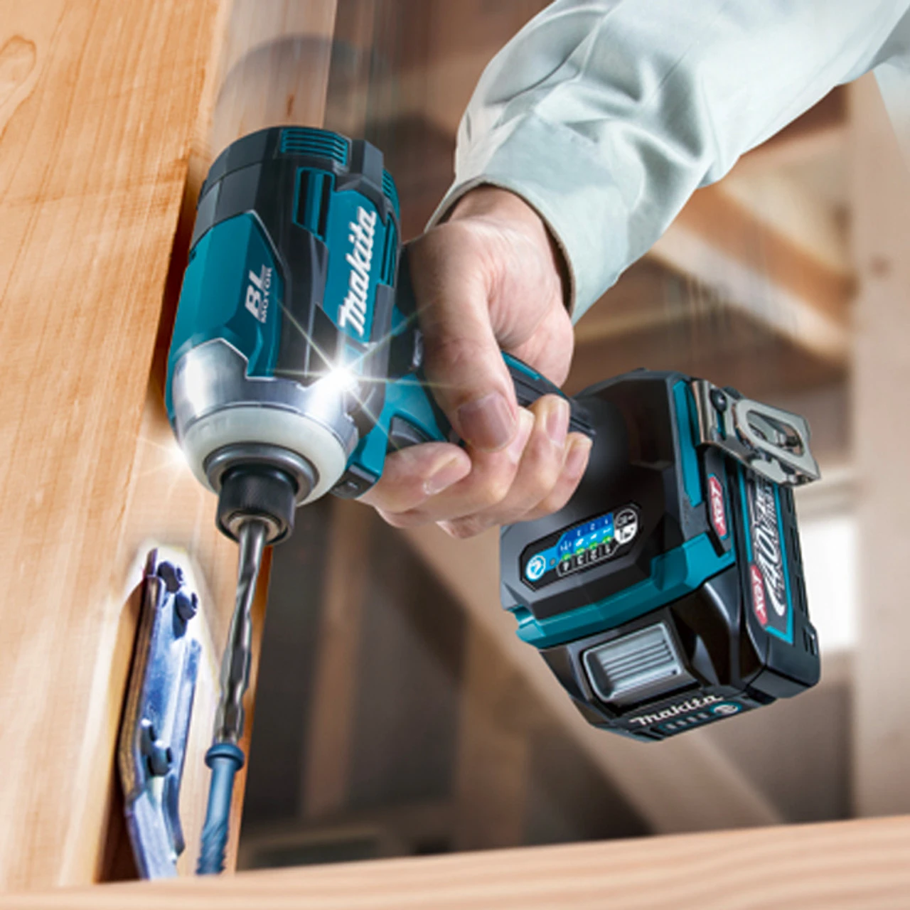 Makita MAK-TD001GZ XGT 40V Max Li-Ion Brushless 1/4" Impact Driver 5 Makita MAK-TD001GZ XGT 40V Max Li-Ion Brushless 1/4" Impact Driver - Image 3