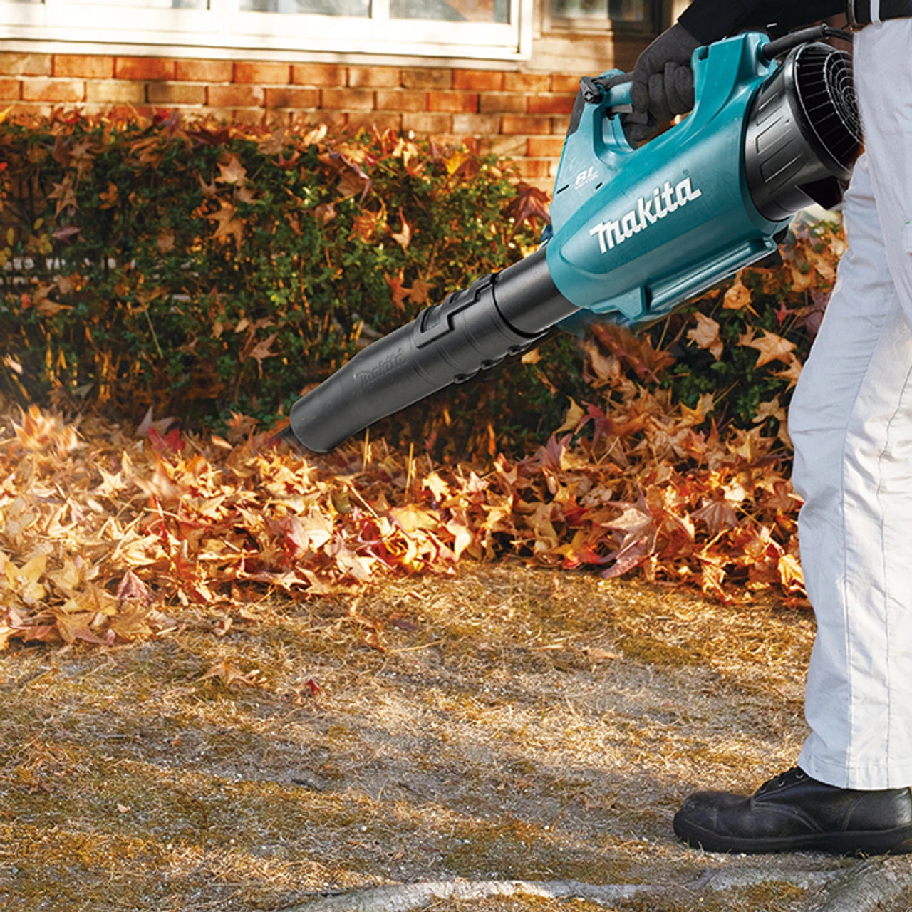 Makita 36V ConnectX Brushless Blower (Tool Only) 6 Makita 36V ConnectX Brushless Blower (Tool Only) - Image 4