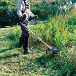 Makita MAK-UR002GZ 40V Max XGT Brushless Line Trimmer Bare Tool (Bike Handle) -Makita Shop Sales UR002GZ 04 24507.1670437716