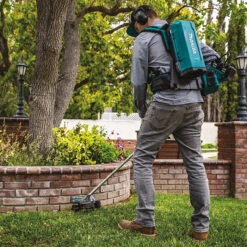 Makita MAK-UR201CZ 18Vx2 17" Brushless Line Trimmer Bare Tool -Makita Shop Sales UR201CZ act 1 26863.1692388539