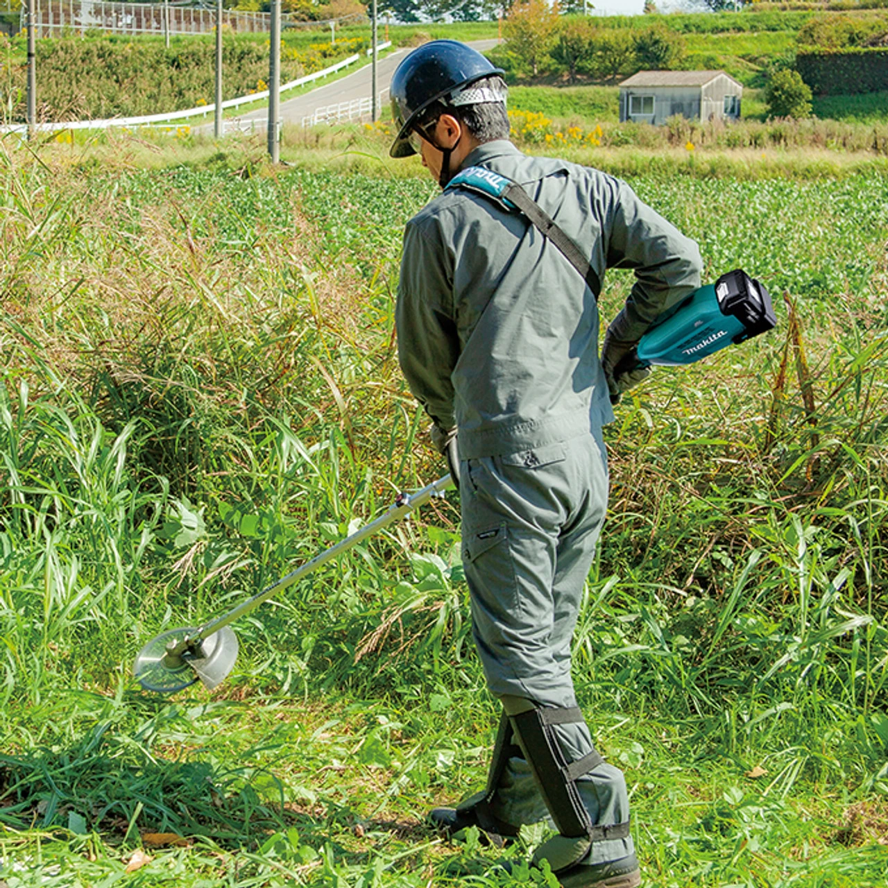 Makita MAK-UX01GZ02 16-1/2" / 40V MAX XGT Split Shaft Line Trimmer 5 Makita MAK-UX01GZ02 16-1/2" / 40V MAX XGT Split Shaft Line Trimmer - Image 3