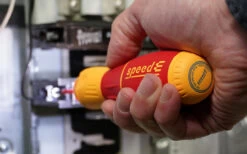 Wiha Tools WIHA-32490 SpeedEII Electric Screwdriver 20 Wiha Tools WIHA-32490 SpeedEII Electric Screwdriver -Makita Shop Sales speede2.inuse3 1 64255.1627331291