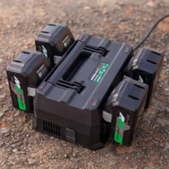 Metabo-HPT HPT-UC18YTSLM 4 Port 18V/36V Lithium Ion Battery Charger -Makita Shop Sales uc18ytsl lifestyle 2 98858.1684501503