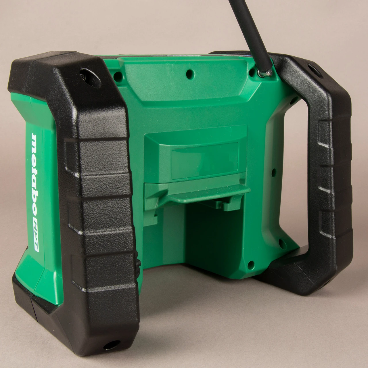 Metabo-HPT HPT-UR18DAQ4M 18V MultiVolt Bluetooth Radio (Tool Only) 8 Metabo-HPT HPT-UR18DAQ4M 18V MultiVolt Bluetooth Radio (Tool Only) - Image 6