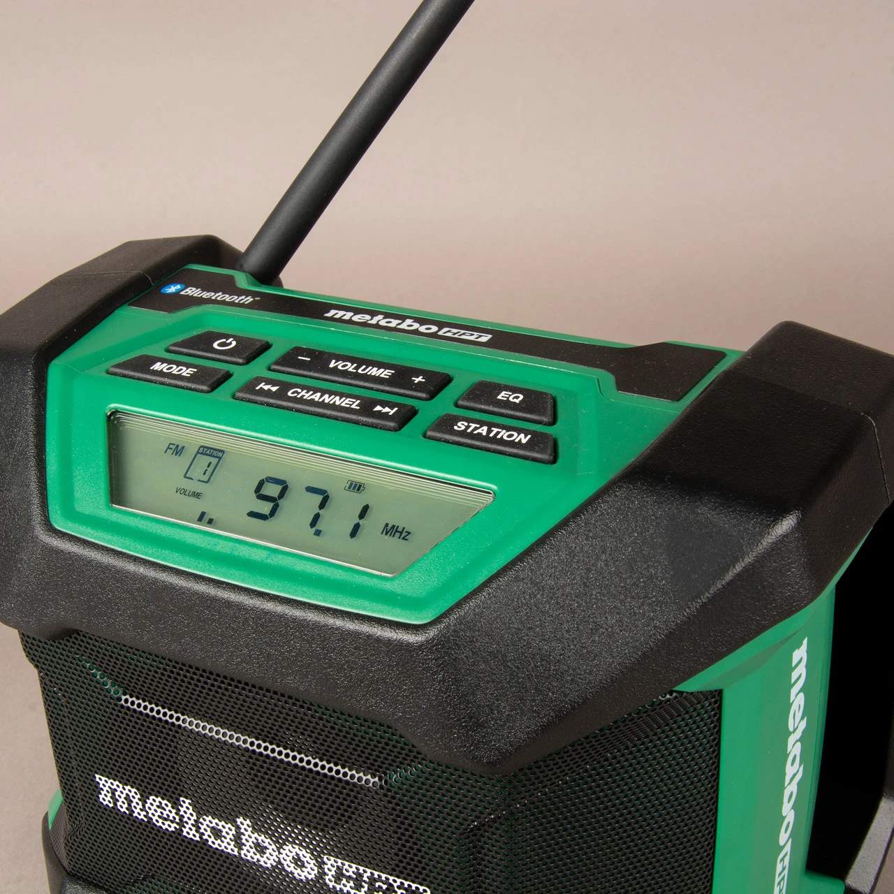 Metabo-HPT HPT-UR18DAQ4M 18V MultiVolt Bluetooth Radio (Tool Only) 9 Metabo-HPT HPT-UR18DAQ4M 18V MultiVolt Bluetooth Radio (Tool Only) - Image 7